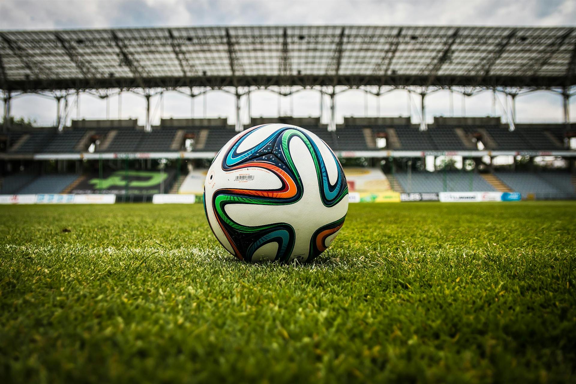 Football Themed Gender Reveal Party: The Ultimate Playbook | Peerspace