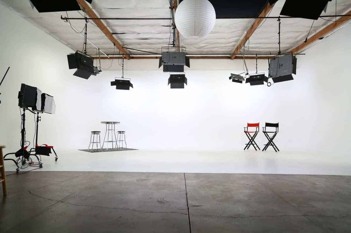 Fully lit film and photo studio