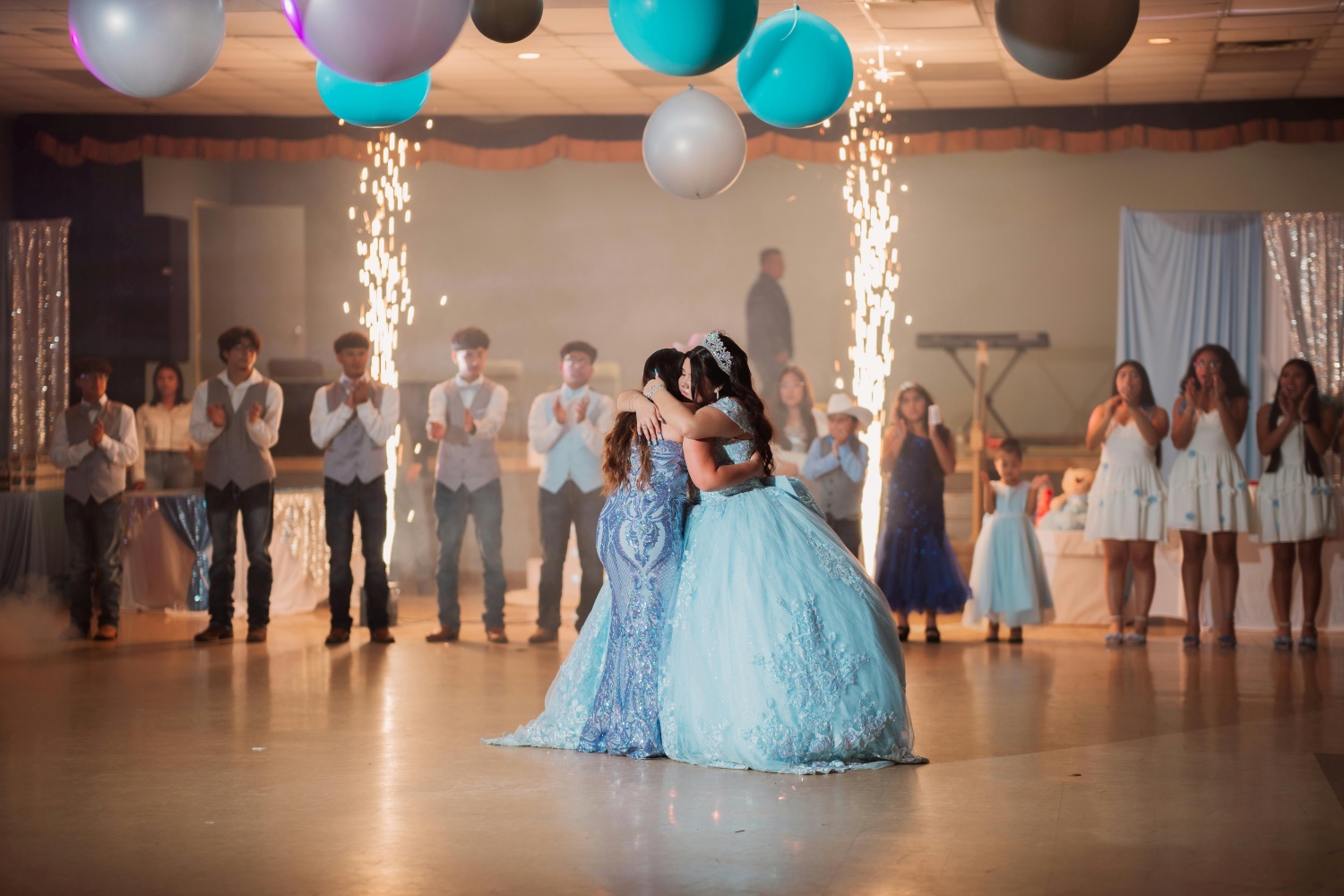 Planning the Perfect Quinceañera: Your Complete Guide | Peerspace