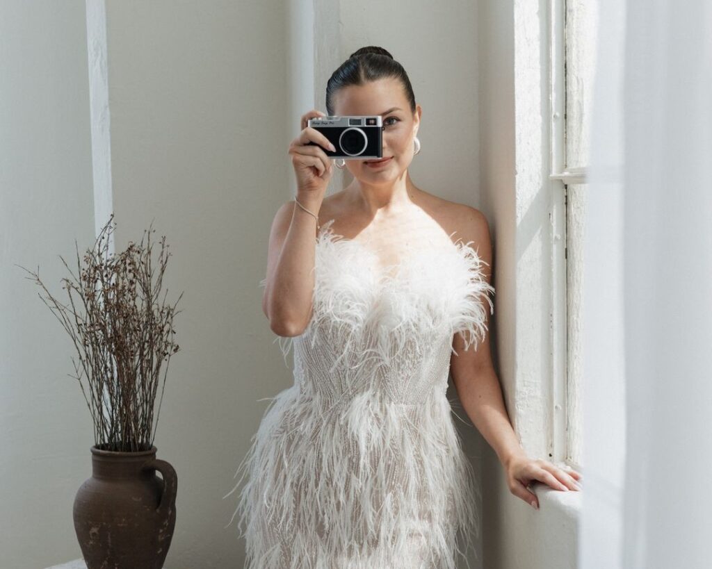 Top 5 Elopement Photographers in London | Peerspace