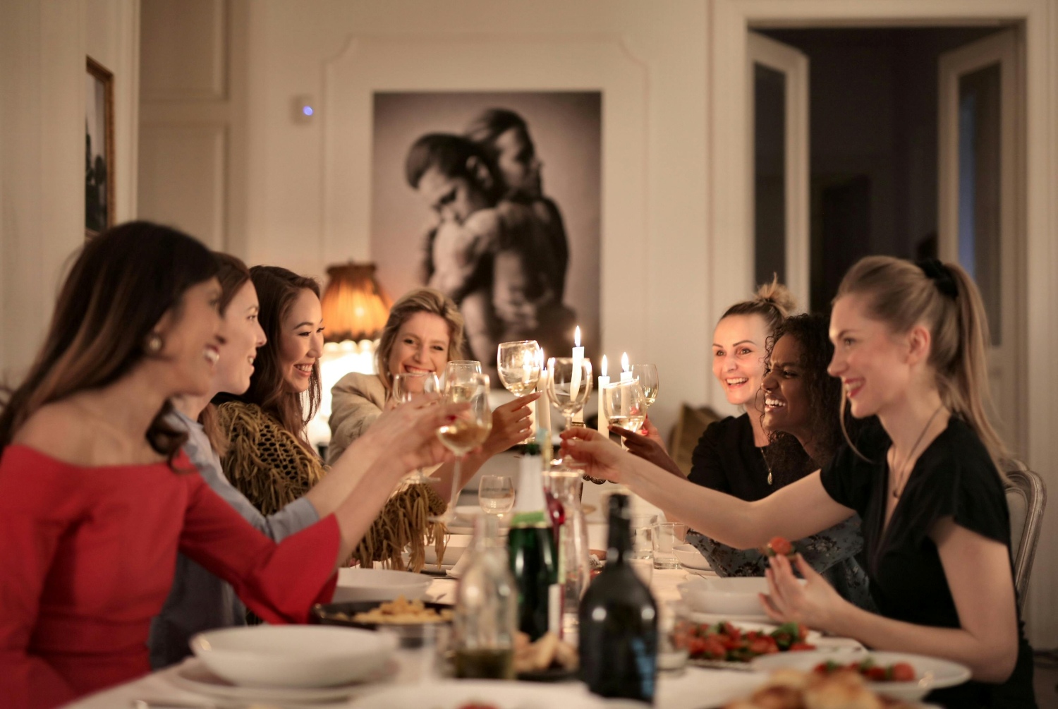 Finding an Airbnb for Dinner Parties (Without the Complications) | Peerspace